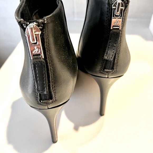 SAM EDELMAN black leather bootie ❤️ - Picture 4 of 7